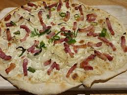Elsasser Flammkuchen Von Matze36 Chefkoch Franzosische Rezepte Rezepte Flammkuchen