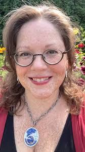 Denise Lipson's Instagram, Twitter & Facebook