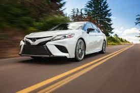 Edmunds also has toyota camry pricing, mpg, specs, pictures, safety features, consumer reviews and more. 2020 Toyota Camry Vs 2020 Honda Accord Comparison
