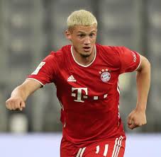Zu den fußballspielern vor dem 0 4. Fc Bayern Mit Neuzugang Aus Barcelona Weitere Transfers Mussen Her Welt