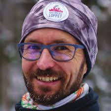 2003: A Retrospective 34 Responsive Forecast Regions 18 Canadian  Hydrological Model 28