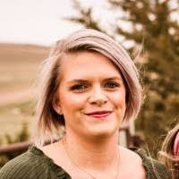 Karina George's Instagram, Twitter & Facebook