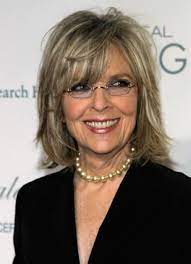 Hairstyles For Women Over 60 With Glasses Elle Hairstyles Medium Hair Styles For Women Medium Hair Styles Hair Styles