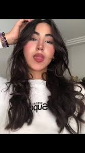 Samara Weiss's Instagram, Twitter & Facebook