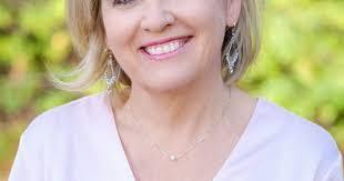 Debbie Cahoon's Instagram, Twitter & Facebook