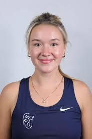 Lauren Leo's Instagram, Twitter & Facebook