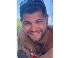 Suzanne Pelott's Instagram, Twitter & Facebook