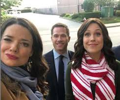 Is American Actress Erin Krakow Dating Her Co Actor Daniel Lissing Know Erin S Relationship Status Married Celeb While it may appear that erin is single (or in a very private relationship), she is definitely keeping busy. is american actress erin krakow dating