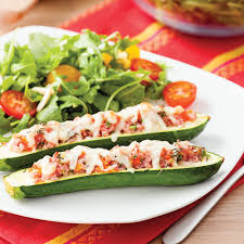 Beurrer un plat allant au four, y déposer les courgettes côte à côte, les remplir de. Courgettes Farcies Au Jambon 5 Ingredients 15 Minutes