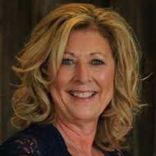 Maxine Minar, Real Estate Agent