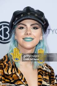 452 Hannah Richardson Stock Photos, High-Res Pictures, and Images