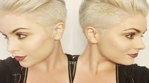 Coiffures Bouclées Coiffures Courtes Cheveux Fins
