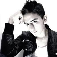 Efrain Rico's Instagram, Twitter & Facebook