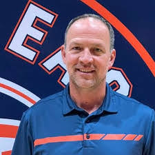 Daniel Darst's Instagram, Twitter & Facebook