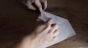 Avión de papel en cinco pasos. Aprende Como Hacer Un Avion De Papel Que Puede Volar De Manera Infinita