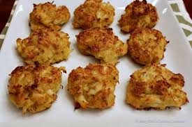Jumbo Lump Crab Cakes With A Lemon Garlic Aioli Lump Crab Cakes Crab Cake Recipes Cooking Crab