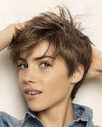 21 Coolest Short Haircuts For Teenage Girls Child Insider Messy Short Hair Messy Pixie Haircut Short Messy Haircuts
