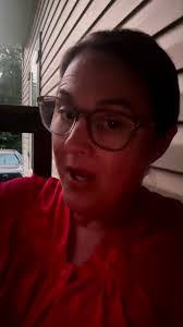 Angie Lett's Instagram, Twitter & Facebook