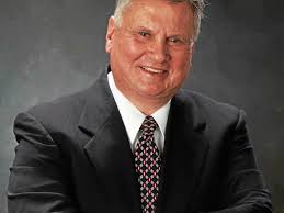 Earl Baker, Chester County leader who modernized local government, dies