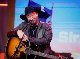 Chris Young's Boots In The Park Performance Sparks Controversy