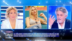 La showgirl stefania orlando ha detto sì a simone gianlorenzi: Andrea Roncato Sulla Fine Del Matrimonio Con Stefania Orlando Mi Ha Lasciato Perche Aveva Un Altro Video Davidemaggio It