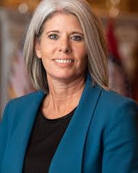 Kimberly Raup's Instagram, Twitter & Facebook