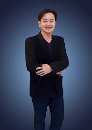 Our CEO — White Coat 360