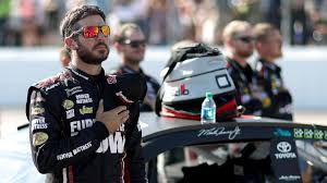 After all, it is mother's day weekend. Flag Waving Nascar Doesn T Have National Anthem Policy But Some Leagues Do Abc News