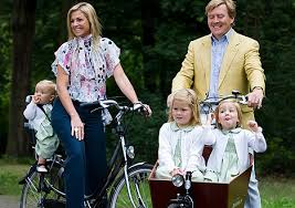 Of wordt deze ongeschikt hiervoor verklaard? Geenstijl Schattige Staatspropaganda