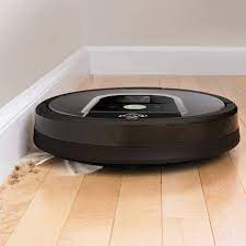 I never found that the roomba 960 or 980 struggled with household debris, though they did seem to underperform in other i haven't found a way to delay the clean base from turning on at the end of a session. Roomba 960 Robot Vacuum Irobot