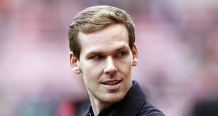 Wesley Ngo Baheng "Ne pas négliger le poids des mots"