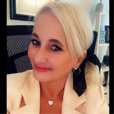 Starting off the new year in the right direction. Today, I start work with  BuildWitt Media Group. I've been casually following them since last year  and then had an opportunity to join