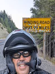 Little lunch at this joint I found getting lost in the back roads . What  more can you ask for….