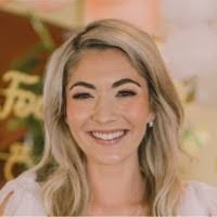 Suzanne Sabia's Instagram, Twitter & Facebook