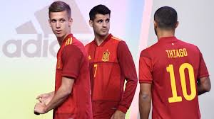 Die videos werden laufend ergänzt. Spanien Bei Der Em 2021 Kader Ruckennummern Spielplan Ergebnisse Tabelle Highlights Goal Com