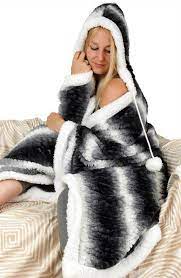 Mit ärmeln, fußsack und zwei taschen für z. Wohndecke Bestlivings Kuscheldecke Mit Kapuze 130x180cm Flauschige Decke Mit Lammflor Unterseite Online Kaufen Otto