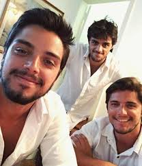 Garnet traditionally is a symbol of faith, love and constancy. Crush Brasileiro On Twitter Rodrigo Simas Felipe Simas E Bruno Gissoni Https T Co Hjcoiw4q8k
