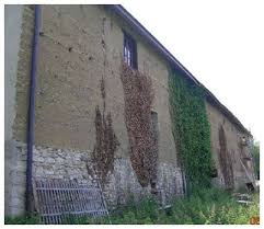 Vide d'air de 2 à 3cm puis pose d'un ba13marine avec polystyrene sans collage sur le mur. Renovation Des Constructions En Pise La Pierre D Angle