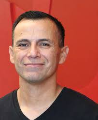 paraSTUDENTS forSTUDENTS