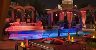 Tao Nightclub In Vegas Las Vegas Pool Venetian Las Vegas Vegas Pool Party