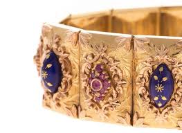 Antique And Vintage Jewelry Maker S Marks A Collector S Guide The american jewelry company is proud to offer one of the largest collections of designer jewelry in california.