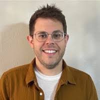 Kitty Schafer's Instagram, Twitter & Facebook