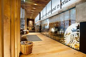 Is it simply great coffee, or a combination of the coffee with name recognition, location, shop aesthetics, strong business intuition, an exceptional coffee shop pos, or maybe a gimmick? Can Starbucks Make 23 000 Coffee Shops Feel Unique
