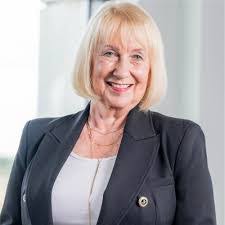 Fran Vickers's Instagram, Twitter & Facebook