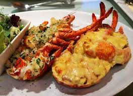 Homards Ou Langoustes Thermidor La Recette Raffinee Culture Crunch En 2020 Recette Langouste Recettes De Cuisine Homard Recette