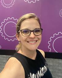 I've gotten healthy motion in everyday this week so far! 💪 Planet Fitness  today with my friend was fabulous. Does anyone buy their membership for the  massage chairs and hydro bed?? 😍