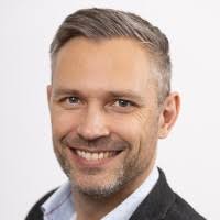 Michael Rossa's Instagram, Twitter & Facebook