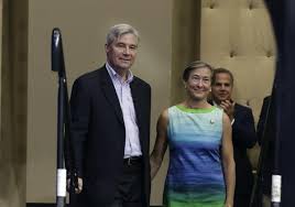 Sheldon whitehouse is the author of captured (4.18 avg rating, 148 ratings, 26 reviews, published 2017), on virtues (4.16 avg rating, 25 ratings, 3 revie. Biden In Providence To Back Local Democrats Also Urges Voters To Take This Country Back News Providencejournal Com Providence Ri