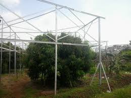 Hal ini dikarenakan penggunaan baja ringan lebih ekonomis dibanding material yang lainnya. Galvalum Untuk Pagar Kebun Cahaya Makmur Galvalum 082141857022