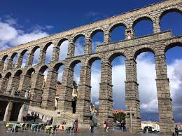 Maybe you would like to learn more about one of these? Romersk Akvedukt Skaffet Vann Til Segovia Anmeldelse For Akvedukten I Segovia Segovia Spania Tripadvisor